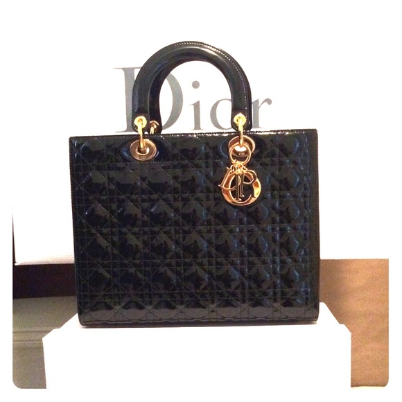 Ladi Dior Bag - Picture 1 of 7